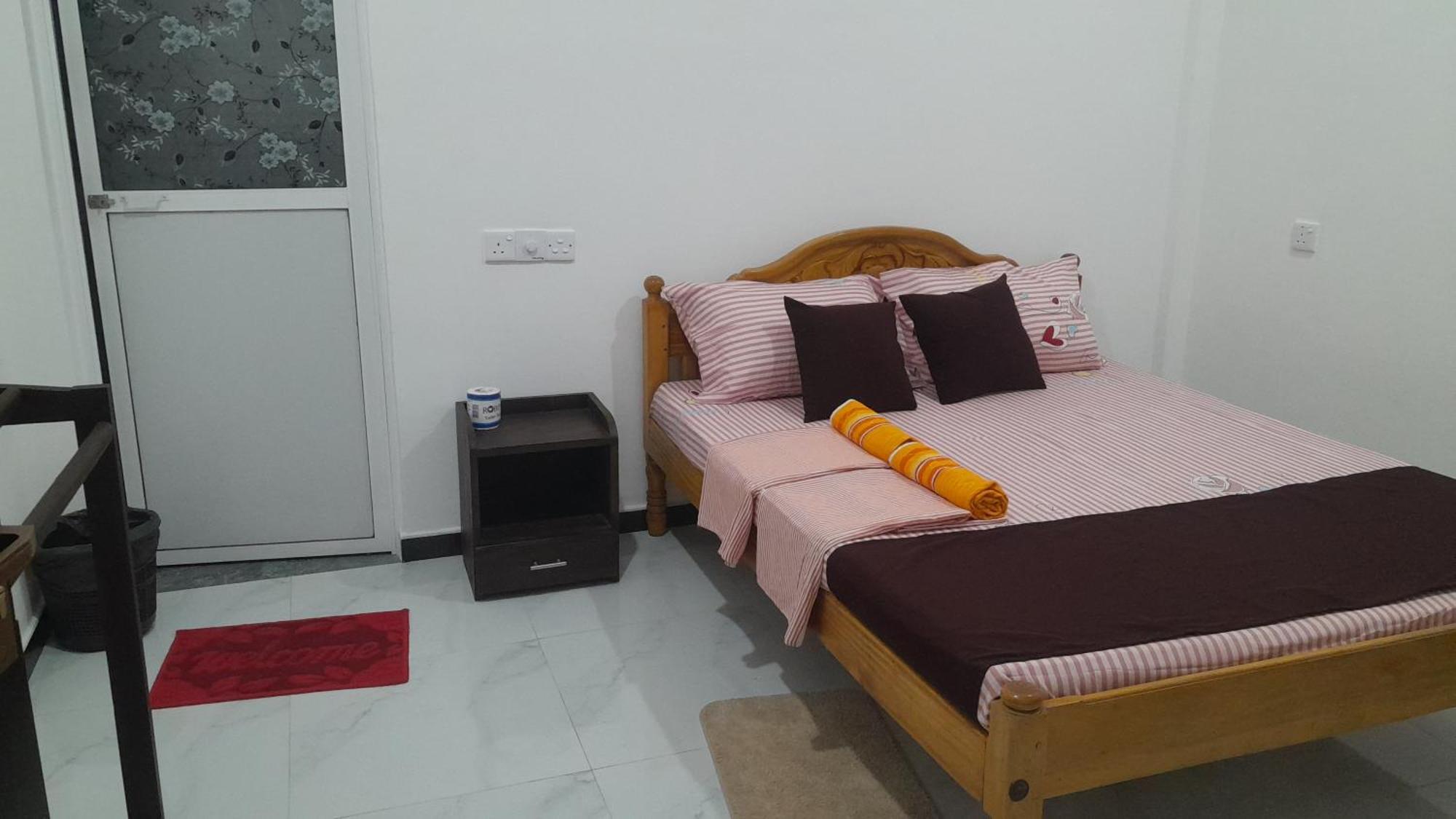 Theepan'S Home Nilaveli Extérieur photo