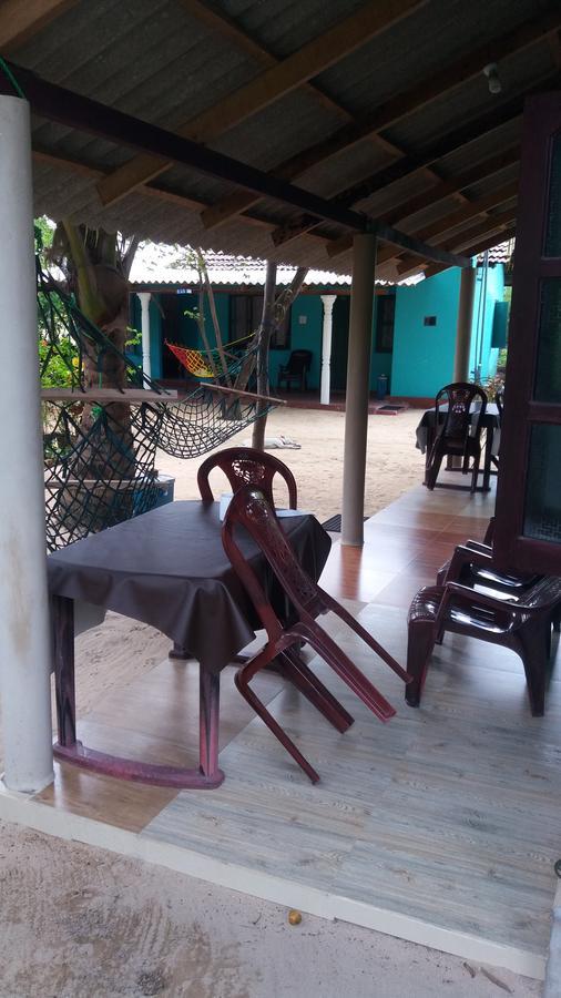 Theepan'S Home Nilaveli Extérieur photo